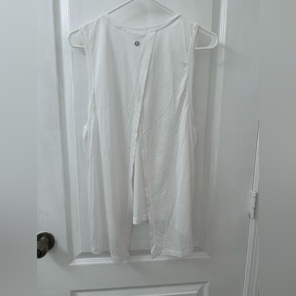 Lululemon All Tied Up Tank (Size 8) - Picture 8 of 12